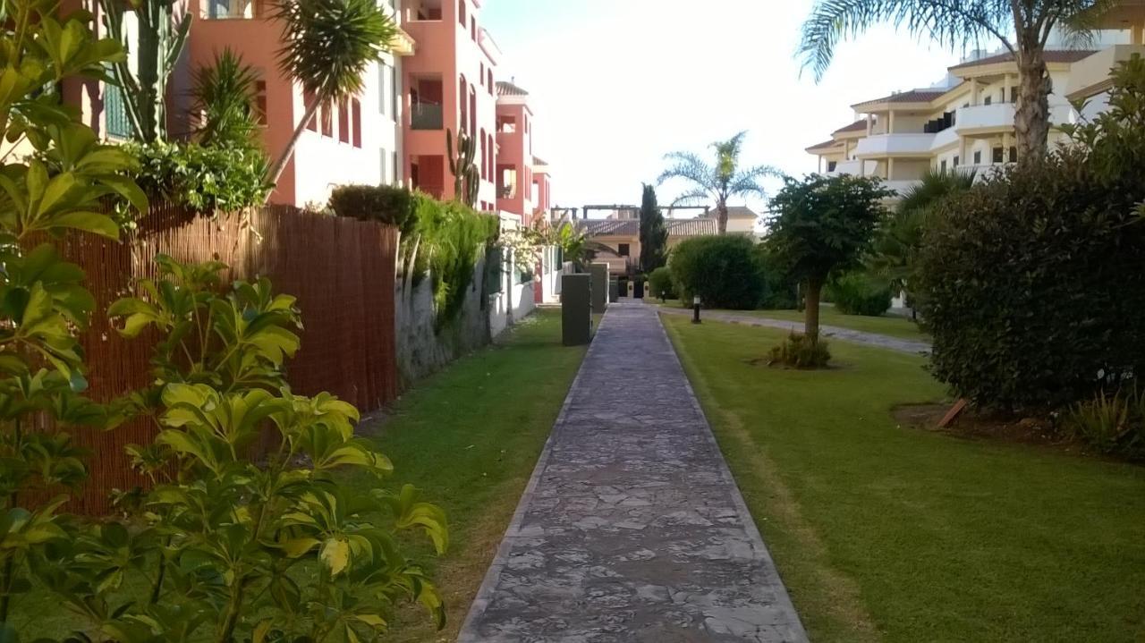 Atlanterra Bajo. Salida Directa. Urbanizacion De Lujo. Piscinas Canchas Padel. Wifi Y A/A Захара-де-лос-Атунес Экстерьер фото